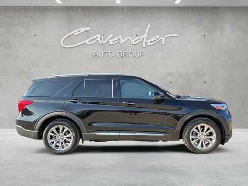 Certified 2023 Ford Explorer Limited w/ Equipment Group 301A image 17