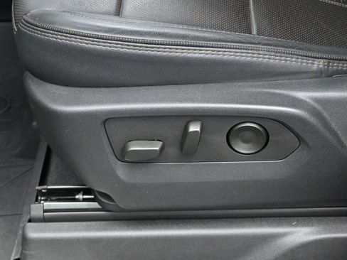 Used 2023 Chevrolet Silverado 1500 High Country w/ High Country Premium Package image 15