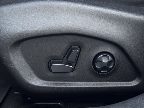 Used 2021 Jeep Renegade Limited image 28