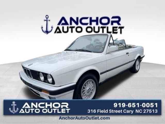 Used 1992 BMW 325i Convertible RWD image 12