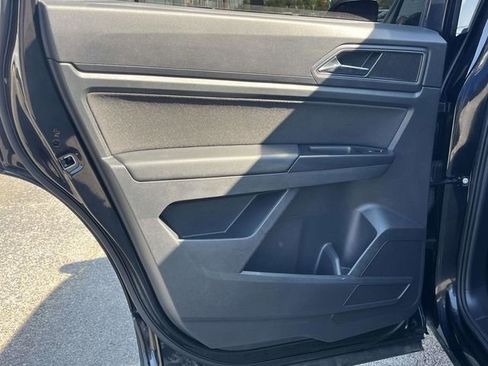 Used 2019 Volkswagen Atlas S image 17