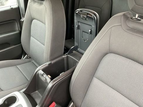Used 2016 Chevrolet Colorado LT RWD image 34