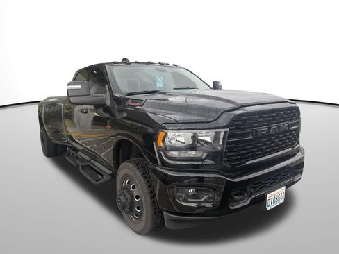Used 2024 RAM 3500 Big Horn w/ Night Edition image 2