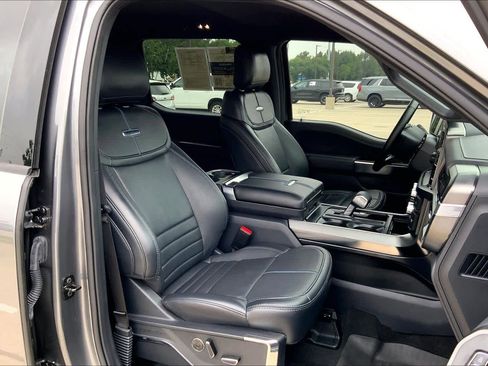 Used 2024 Ford F150 Platinum w/ FX4 Off-Road Package AWD/4WD image 9