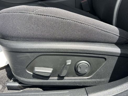 Certified 2023 Hyundai Sonata SEL w/ Preferred Accessory Package FWD image 17