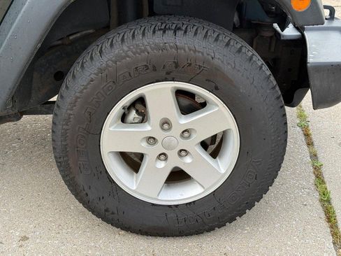 Used 2010 Jeep Wrangler Sport AWD/4WD image 9