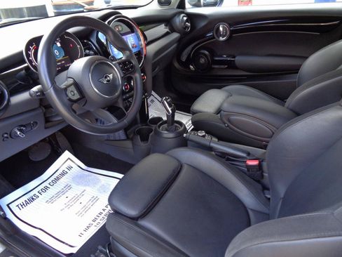 Used 2023 MINI Cooper S w/ Signature Upholstery Package FWD image 11