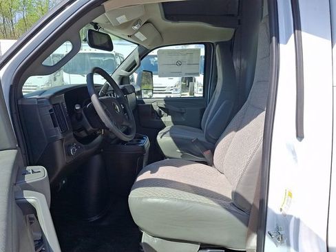 New 2026 Chevrolet Express 4500 w/ Power Convenience Package RWD image 5
