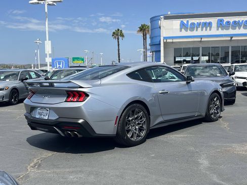 Used 2024 Ford Mustang GT Premium w/ GT Performance Package RWD image 22