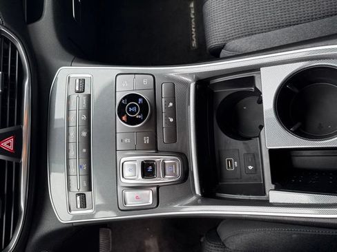 Used 2021 Hyundai Santa Fe SEL w/ Convenience Package AWD/4WD image 21