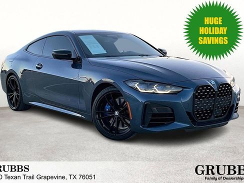 Used 2022 BMW M440i Coupe image 1