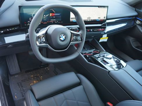 New 2026 BMW 530i w/ Executive Package RWD image 12