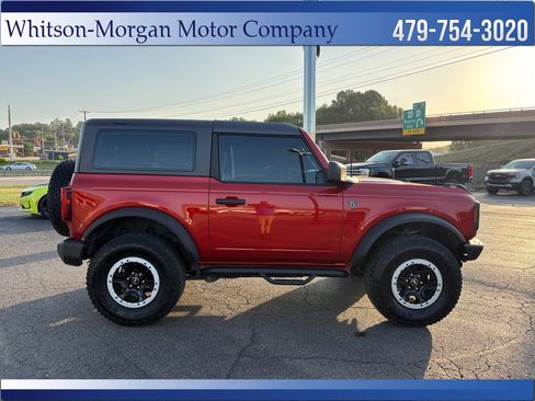 Used 2023 Ford Bronco 2-Door w/ Sasquatch Package AWD/4WD image 4