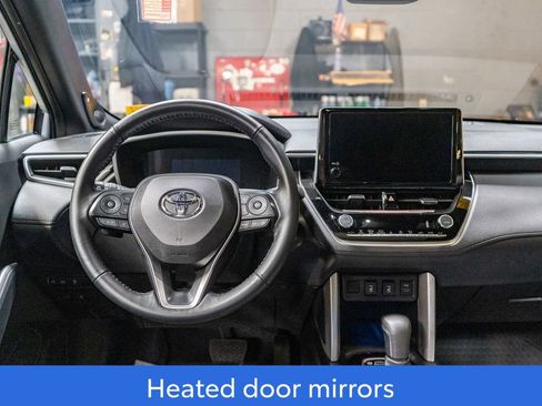 Used 2023 Toyota Corolla Cross XSE w/ Convenience Package image 16