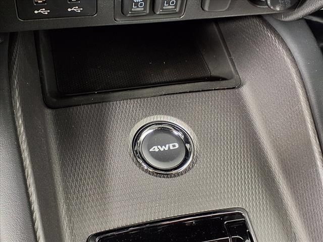 Used 2024 Mitsubishi Outlander Sport LE AWD/4WD image 20