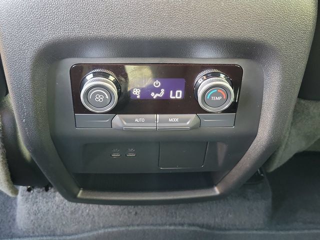 Used 2025 Buick Enclave Preferred FWD image 13