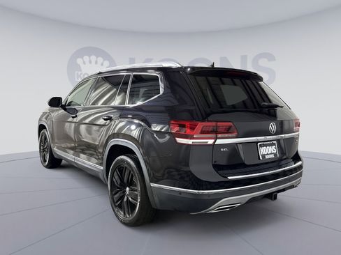 Used 2018 Volkswagen Atlas SEL Premium AWD/4WD image 4