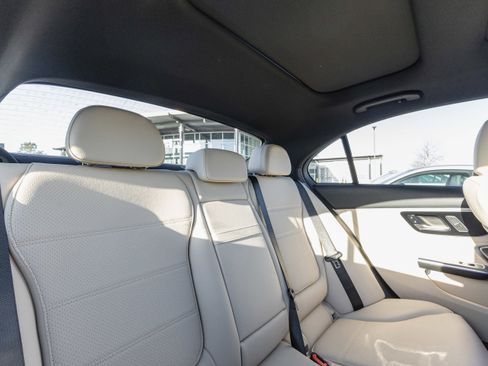 New 2026 Mercedes-Benz C 300 4MATIC Sedan image 24