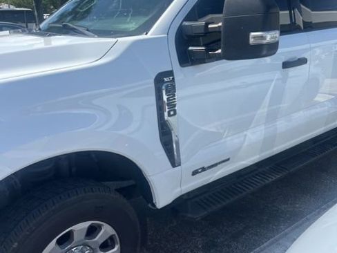 Used 2024 Ford F250 XLT image 11