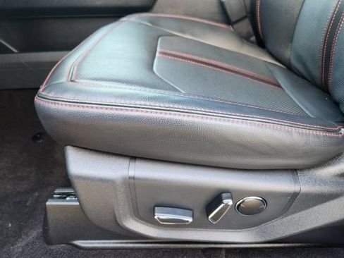 Used 2022 Ford Expedition Limited image 23