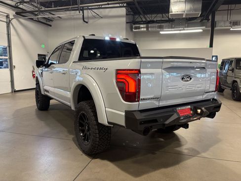 Used 2025 Ford F150 Lariat w/ Equipment Group 502A High AWD/4WD image 6