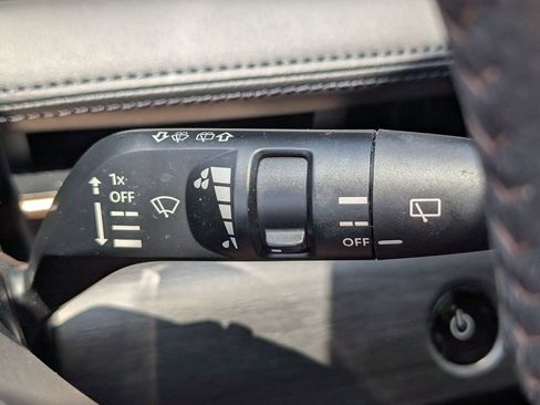 Used 2023 Nissan Ariya FWD image 26