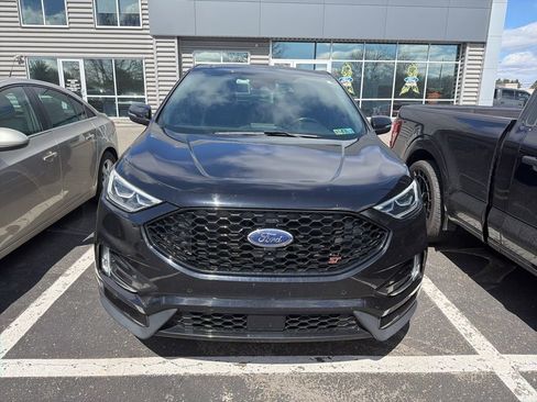 Certified 2021 Ford Edge ST w/ Equipment Group 401A image 2