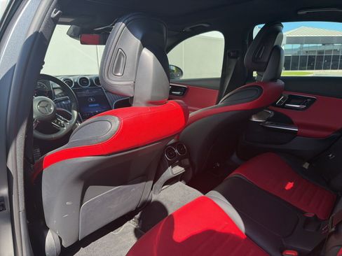 Used 2023 Mercedes-Benz C 300 Sedan image 6