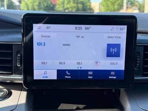 Used 2023 Ford Explorer XLT w/ Equipment Group 202A AWD/4WD image 23