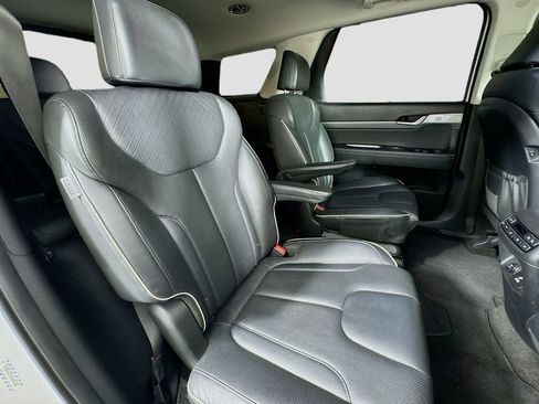 Used 2023 Hyundai Palisade SEL w/ Premium Package FWD image 31