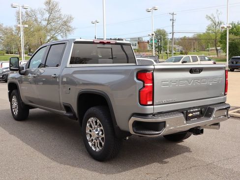 New 2026 Chevrolet Silverado 2500 LTZ w/ LTZ Convenience Package AWD/4WD image 34