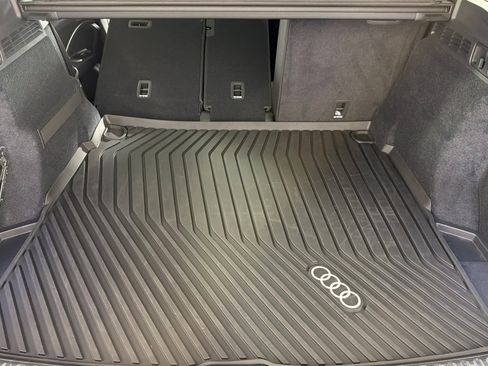 Used 2025 Audi Q5 Premium w/ Convenience Package AWD/4WD image 14