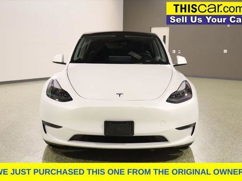 Used 2022 Tesla Model Y Performance AWD/4WD image 2