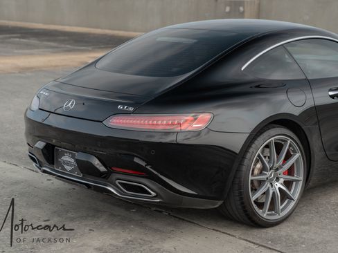 Used 2016 Mercedes-Benz AMG GT S image 12