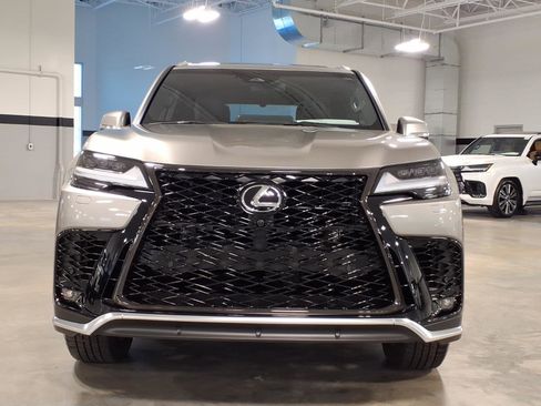 New 2026 Lexus LX 700h F Sport AWD/4WD image 2