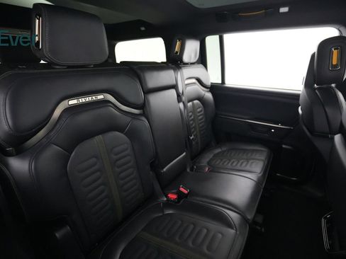 Used 2025 Rivian R1S Adventure AWD/4WD image 5