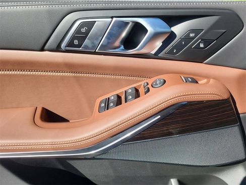 New 2026 BMW X5 xDrive40i w/ Climate Comfort Package image 22