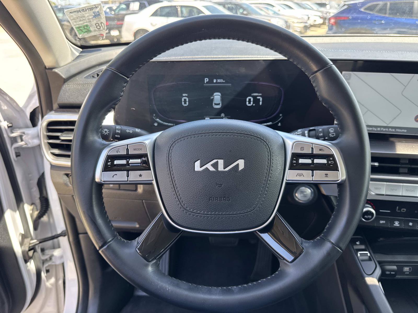 Used 2024 Kia Telluride S w/ S Sunroof Package FWD image 22