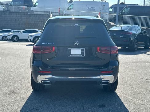 New 2026 Mercedes-Benz GLB 250 image 6