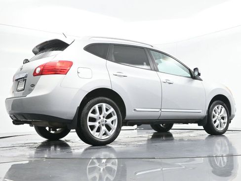 Used 2013 Nissan Rogue SL AWD/4WD image 52