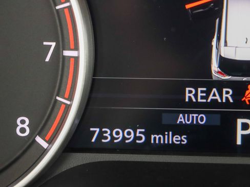 Used 2022 Nissan Rogue SV image 16