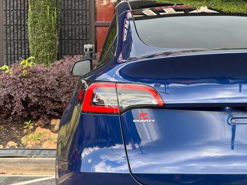Used 2020 Tesla Model Y Long Range AWD/4WD image 15