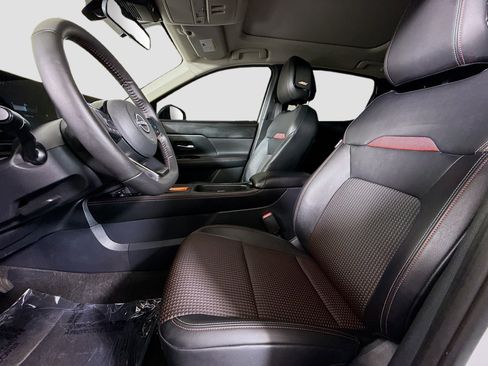 Used 2026 Nissan Kicks SR w/ SR Premium Package FWD image 22