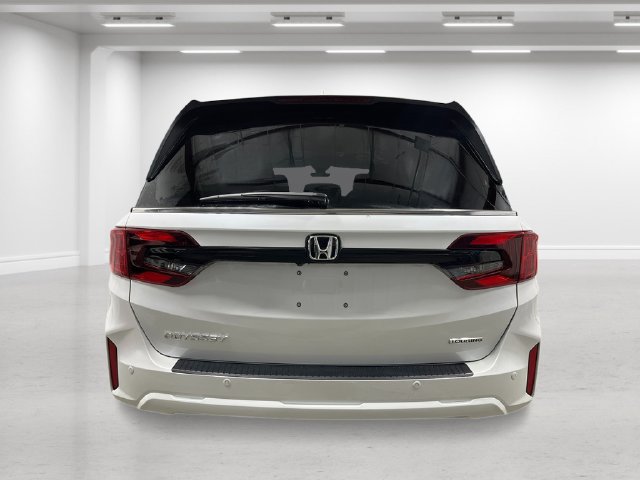 New 2027 Honda Odyssey Touring image 4
