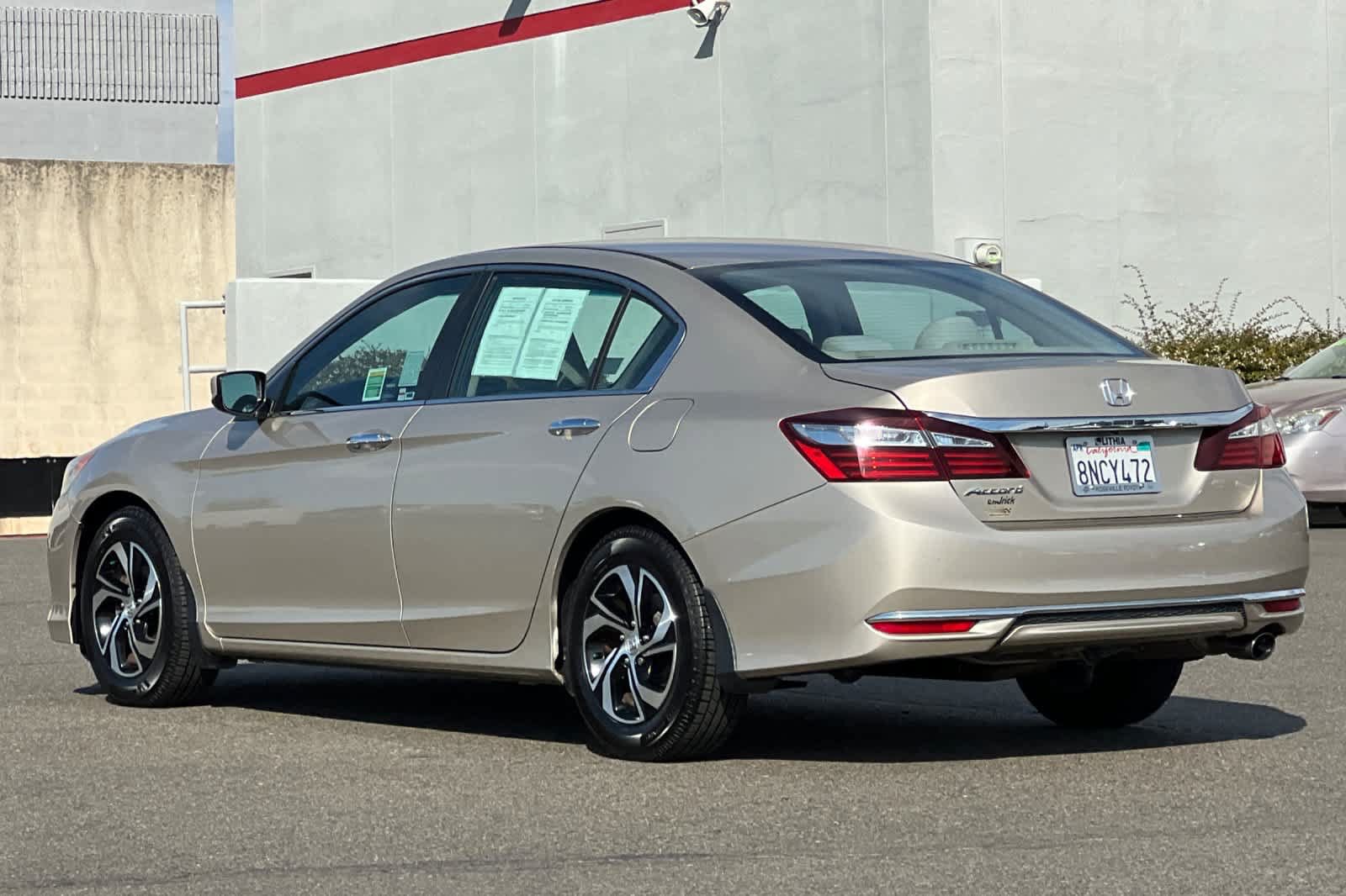 Used 2016 Honda Accord LX image 7