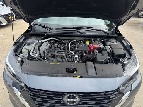 Used 2025 Nissan Sentra SV FWD image 19