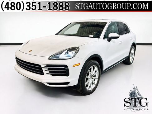 Used 2022 Porsche Cayenne AWD/4WD image 1