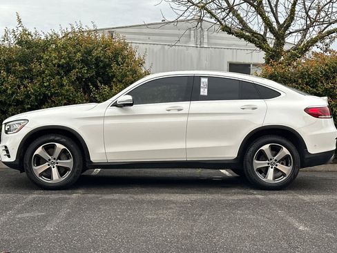 Used 2020 Mercedes-Benz GLC 300 4MATIC Coupe image 6