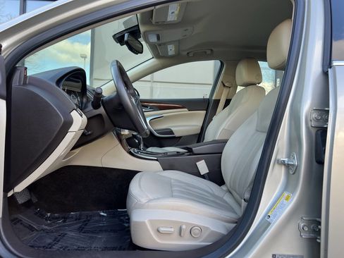 Used 2014 Buick Regal image 17