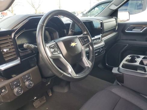 Used 2025 Chevrolet Silverado 1500 LT image 15